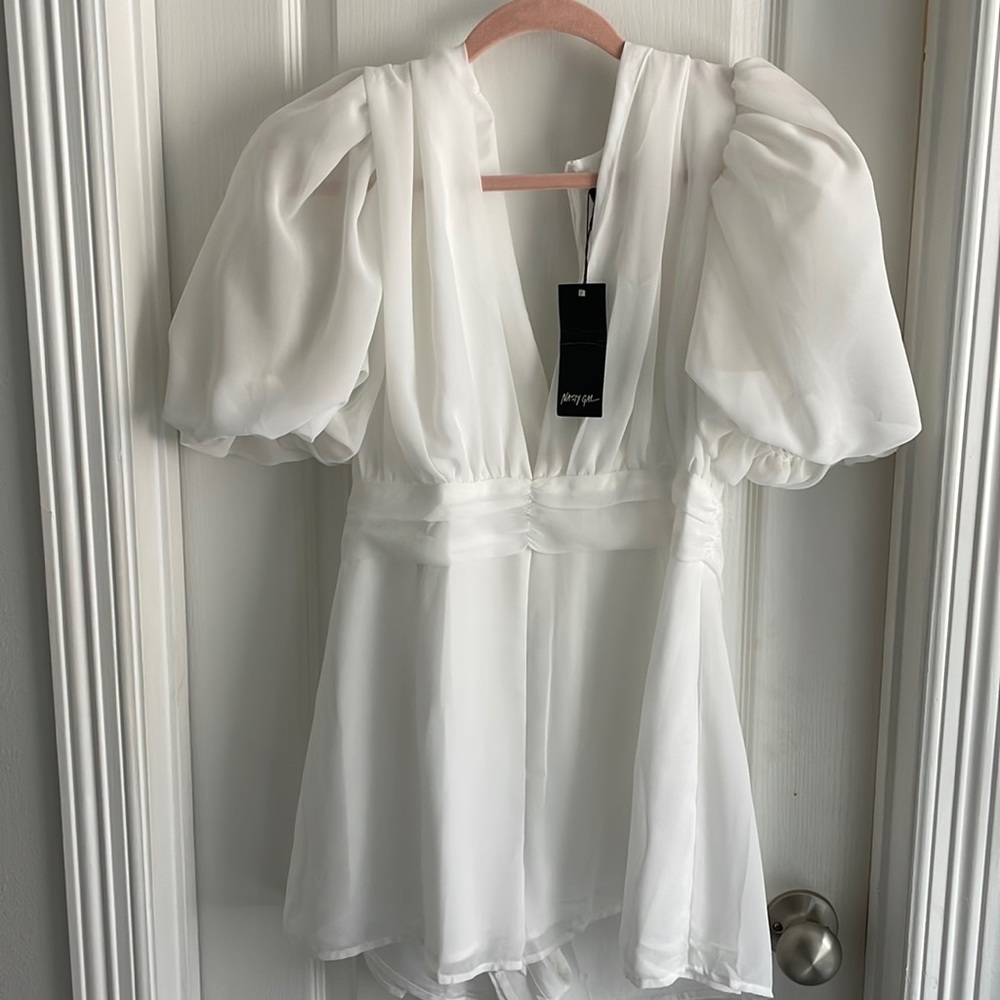 NWT Nastygal white puff sleeve romper
